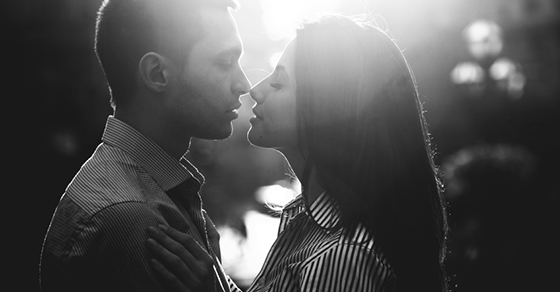 女性がセックスの時に電気を消したい本当の理由・6つ