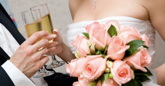 突然、元カノの結婚を知ったらどうすべき?⇒対策5選
