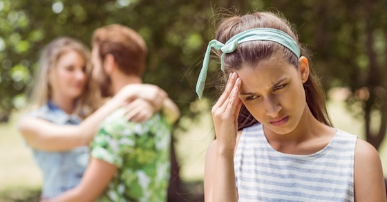 【閲覧注意】不倫相手の夫婦を離婚させる4つの方法