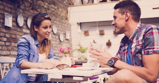 カップル必読!会話が続かない時に、超効果的な対処法 5選