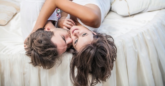 彼女とホテルで初めてセックスする時、心がけたほうが良い4つのこと