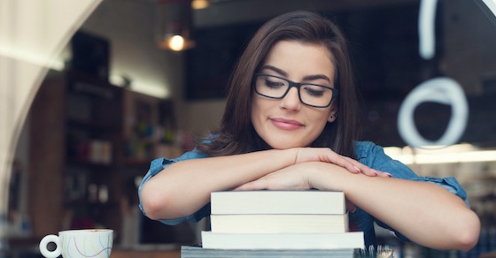 いいとこばかりじゃない!真面目な女性がもつ恋愛の特徴 11選