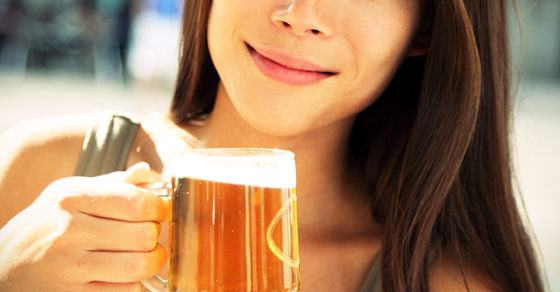 美女モデルの膣内の菌から作られたビールが発売間近?!